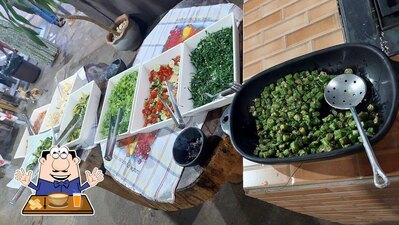 Comida em GAMELEIRA