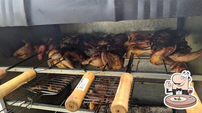 Platos en Tudo na brasa