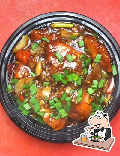 Food at Qwinny’s - Live Asian Kitchen