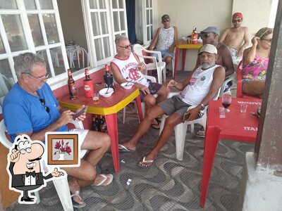 Veja imagens do interior do Pier 2 bar e restaurante Marataízes ES