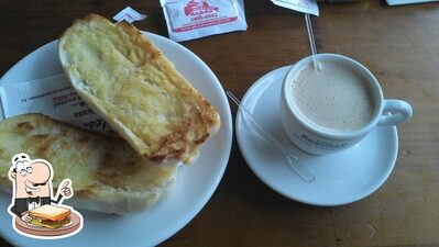Prove um dos sanduíches oferecidos no Vaspão