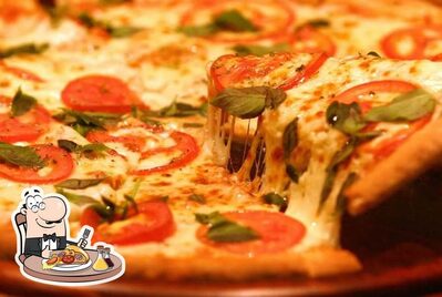 No Uai Pizza Machado MG, você pode conseguir pizza