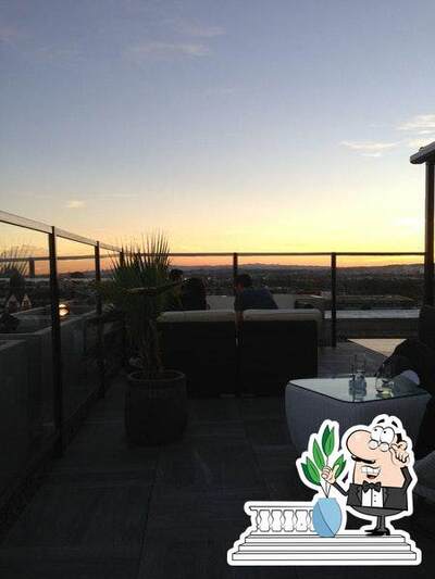 Goditi la vista dagli esterni di Hans Waldmann Bar