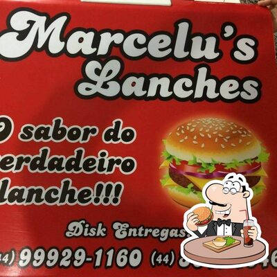 Marcelu's Lanches oferece uma escolha de opções para os amantes dos hambúrgueres