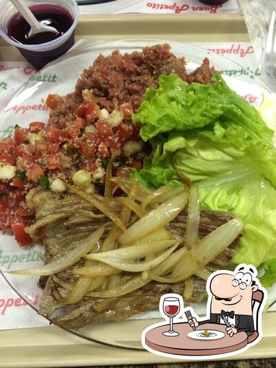 Platos en Sheik Ali