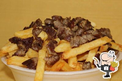 Prove batatas fritas com diversos molhos