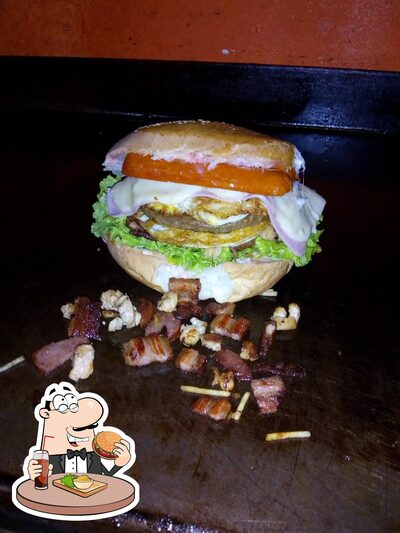 Delicie-se com um hambúrguer no Armazem Lanches