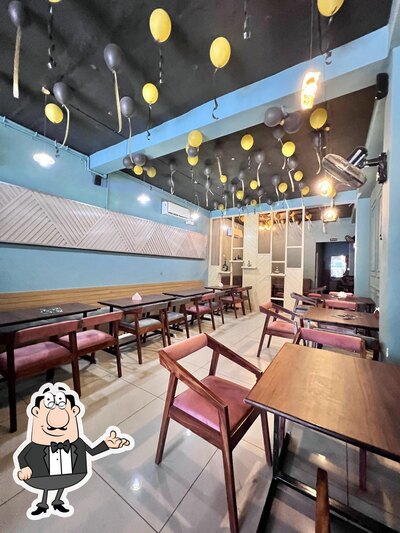 Check out how Chai Sutta Bar looks inside