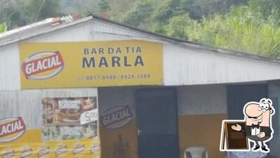 a parte exterior é uma característica importante do Bar Da Marla