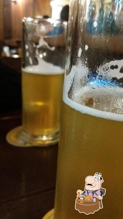 Peça um copo de cerveja leve ou escura