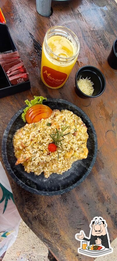 Platos en Munzuá Pier Club