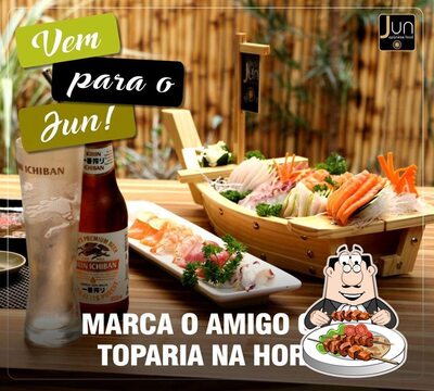 Comida em Jun Shopping Maia
