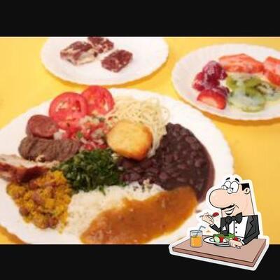 Platos en Restaurante Familia Araujo