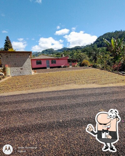 Você pode espairecer no na área externa do Sítio bahía