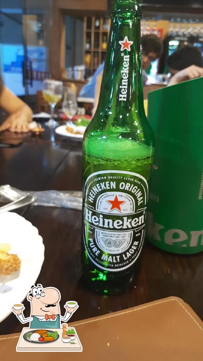 Platos en Primus Arena Bar