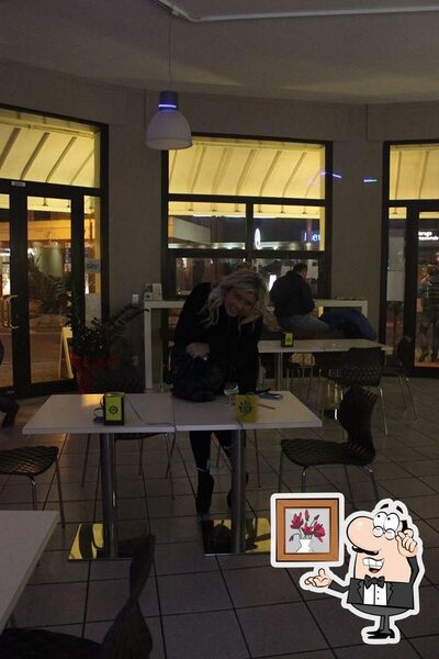 Dai un'occhiata agli interni di Bar Tabaccheria L'etoile Montegrotto