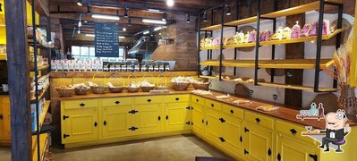 O interior do Quitutes da Beth Ibitipoca