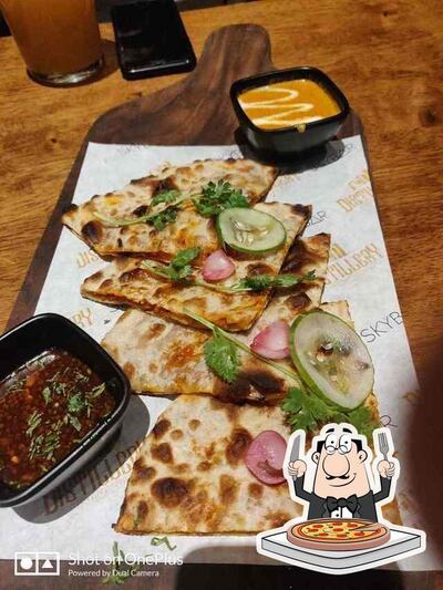 Pick pizza at Distillery - Craft Beer & Cocktails