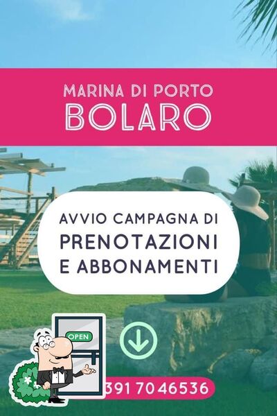 Curiosa tra gli esterni di Bacan Ristorante Sul Mare