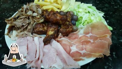 Cibo al Frankie Chicken e Pizza