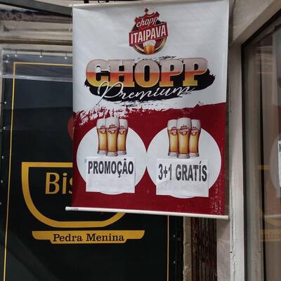 A publicidade apresenta informações sobre o Bistrô Pedra Menina