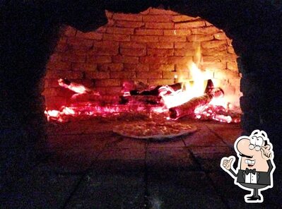 Veja imagens do interior do Pizzaria do Val