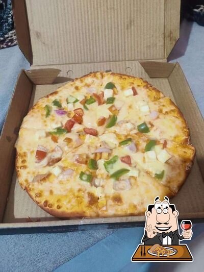 Try out various variants of pizza