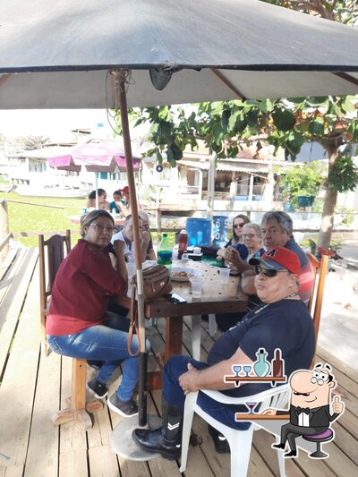 O interior do Bar, Porções, Petisco de Peixe e Aluguel de Barcos em Santa Maria, Sp