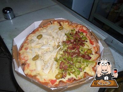Escolha diferentes tipos de pizza
