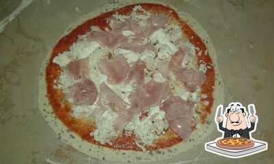 Ordina tra le molte varianti di pizza