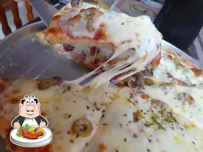 Platos en Pizza da praia