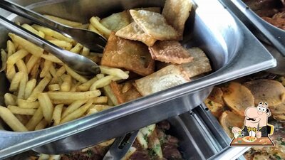 Platos en REstaurante e Conveniência Rowalu