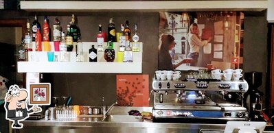 Gli interni di Roxy Bar