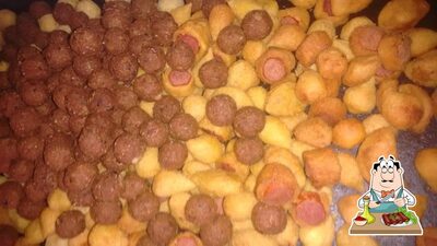 Do Cris Salgados serve refeições de carne