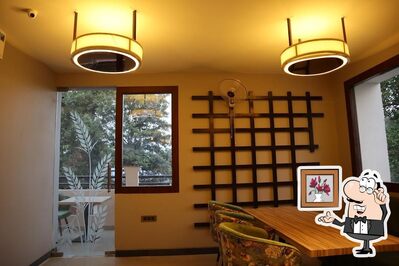 Check out how La'Chef Restaurant looks inside