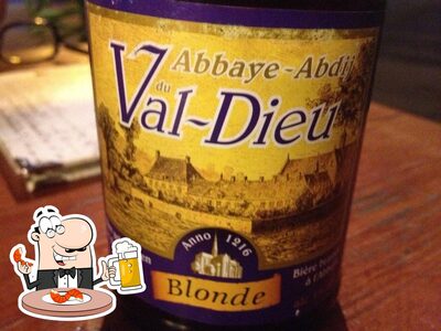 Commandez une pinte de bière blonde ou brune
