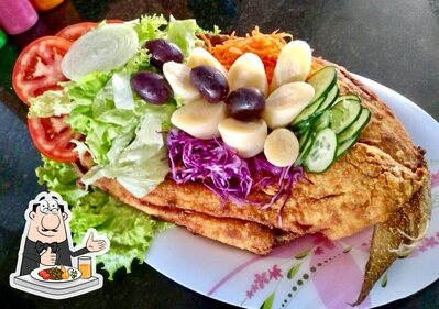 Comida em Restaurante Vitória Ilha Comprida SP