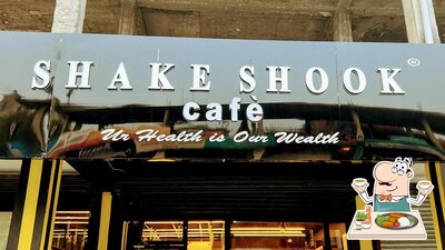 Food at Shake shook cafe