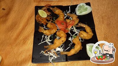 Order seafood at Hotel The Treat