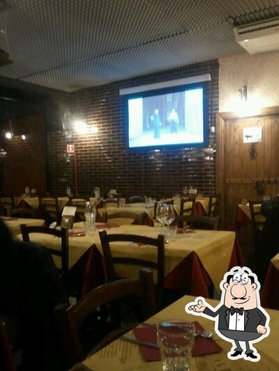 Dai un'occhiata agli interni di La Taverna del Parco