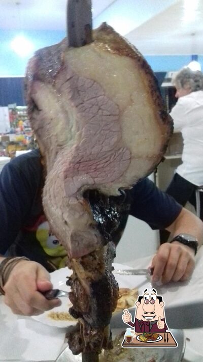 RESTAURANTE E …. serve refeições de carne