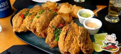 Desfrute da seleção de pratos de carne