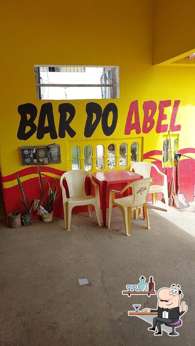 Veja imagens do interior do Bar do Abel