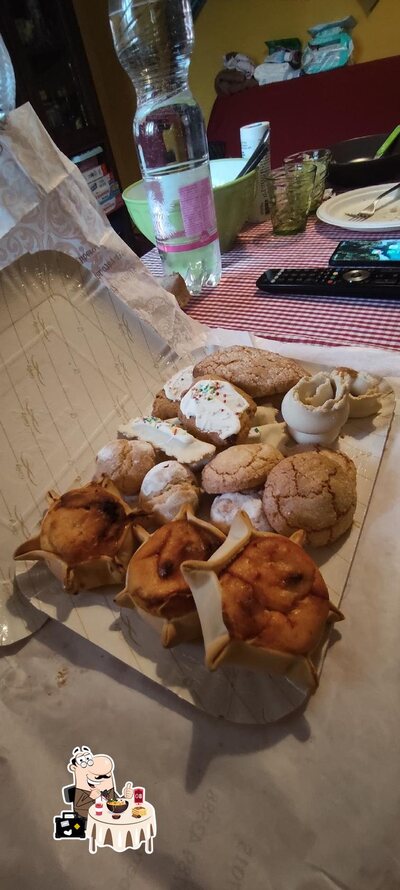 Nourriture à ST.EN (Panificio, pasta fresca, dolci tipici)