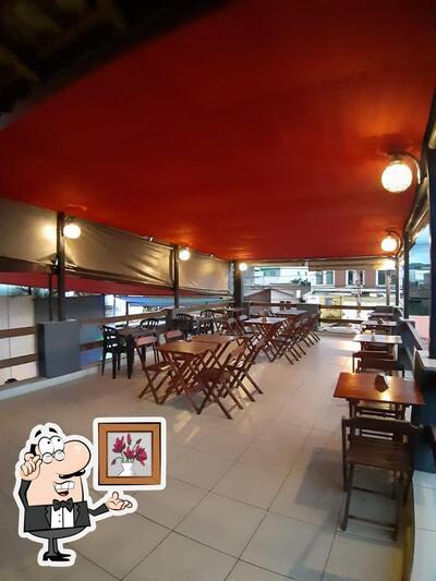 O interior do Gandaia Lounge