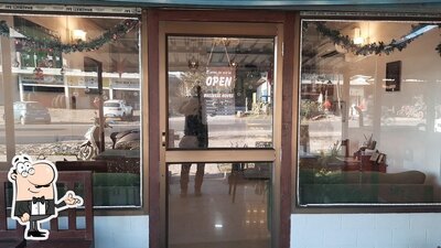 Check out how Ana Bakes looks inside