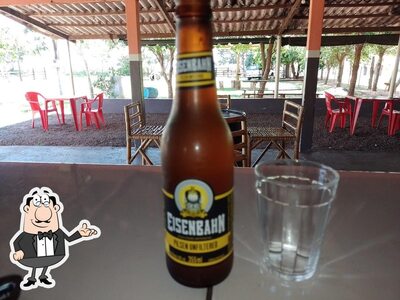 Veja imagens do interior do Bar do Alim