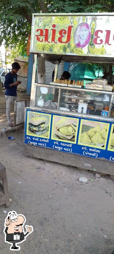 Take a seat at one of the tables at Sai Dabeli