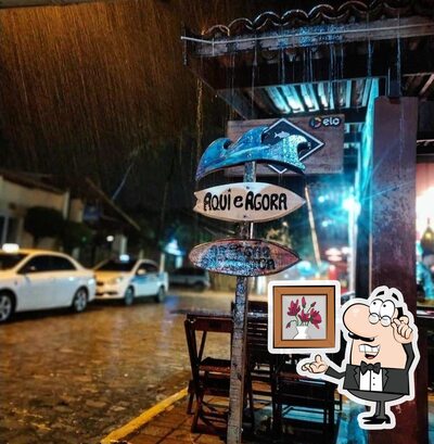 Veja imagens do interior do Aqui é Agora Pub