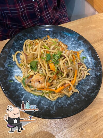 Installez-vous à l'une des tables de Restaurant Panda Calais